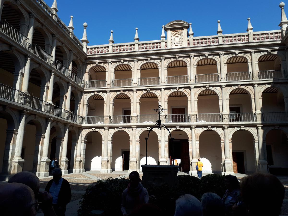 Casa De Huespedes Con Encanto El Sueno Del Quijote Alcala de Henares Exterior photo